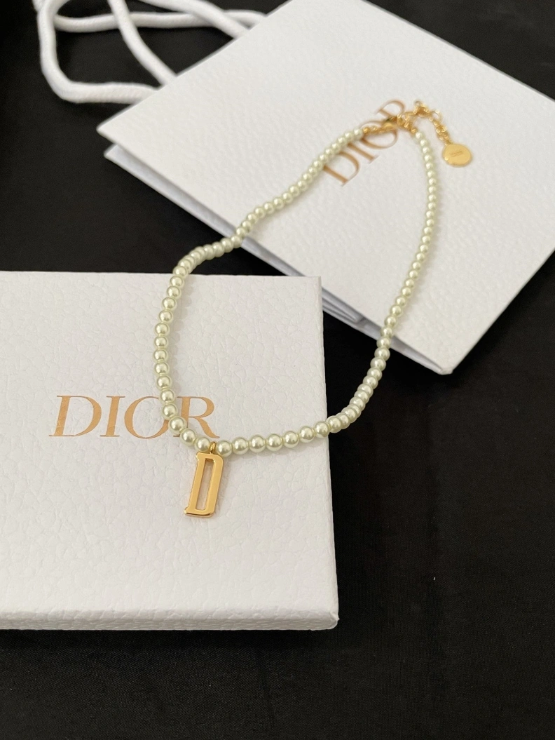 Christian Dxxr Necklaces Minimalist 293730