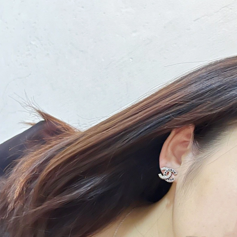 Sleek Chxnxl Earrings 284242