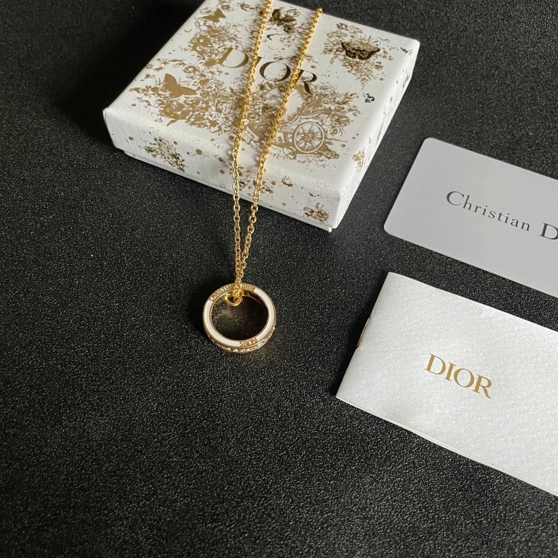 Stylish Christian Dxxr Necklaces 293736