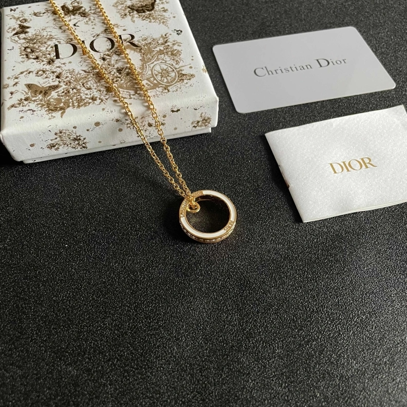 Stylish Christian Dxxr Necklaces 293736