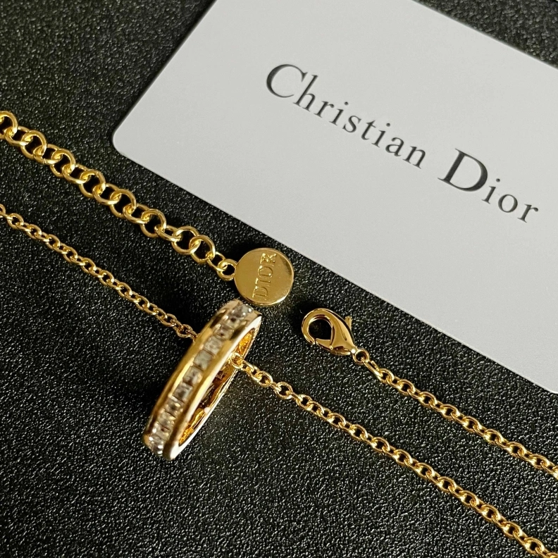 Stylish Christian Dxxr Necklaces 293736