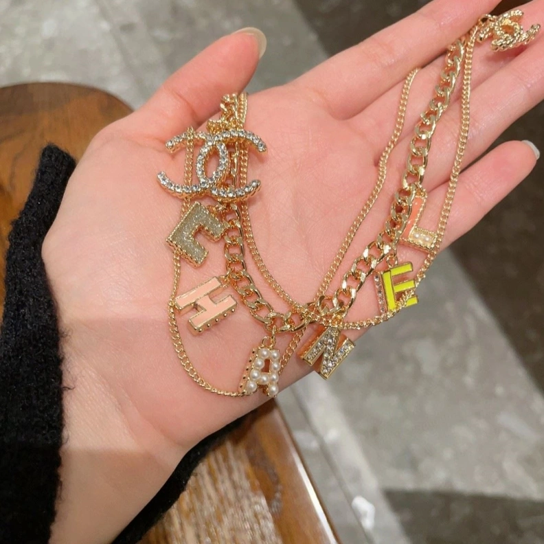 Chxnxl Necklaces Compact 284902