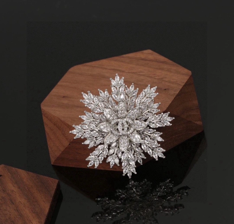 Chxnxl Brooches Classic 284629