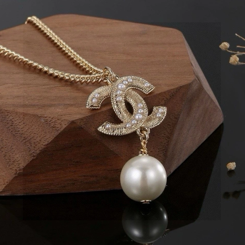 Breathable Chxnxl Necklaces 284906