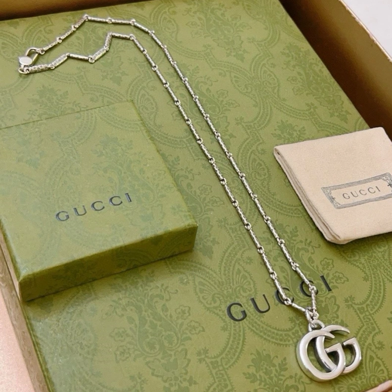 Cozy Gxccx Necklaces 302011