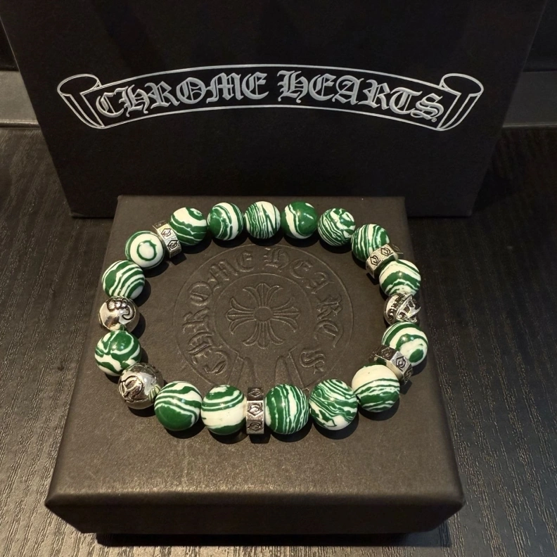 Stylish Chrxmx Hxxrts Bracelets 296437