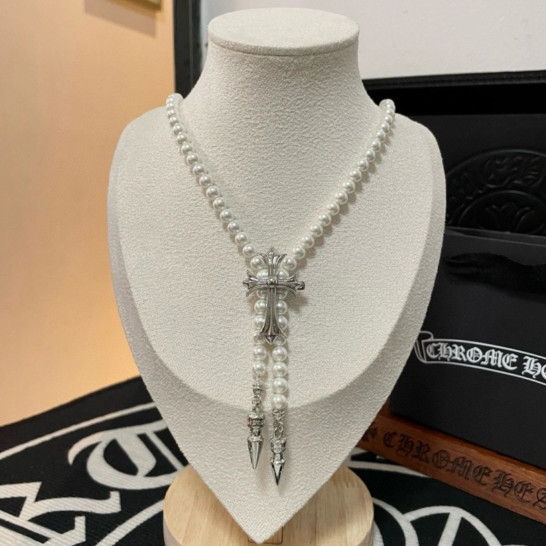 Unique Chrxmx Hxxrts Necklaces 295952