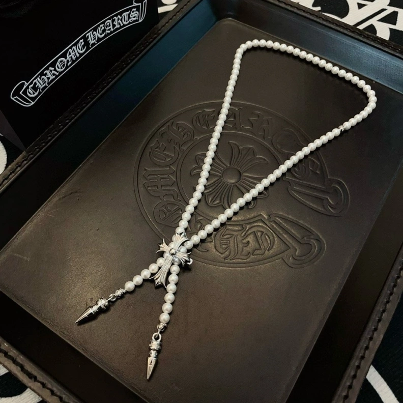 Unique Chrxmx Hxxrts Necklaces 295952