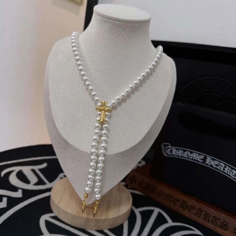 Lightweight Chrxmx Hxxrts Necklaces 295957