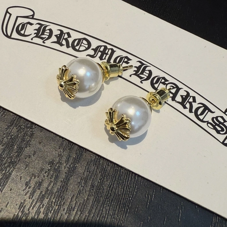 Flexible Chrxmx Hxxrts Earrings 296221