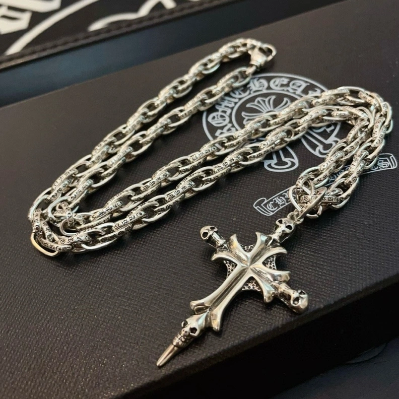Lightweight Chrxmx Hxxrts Necklaces 295944