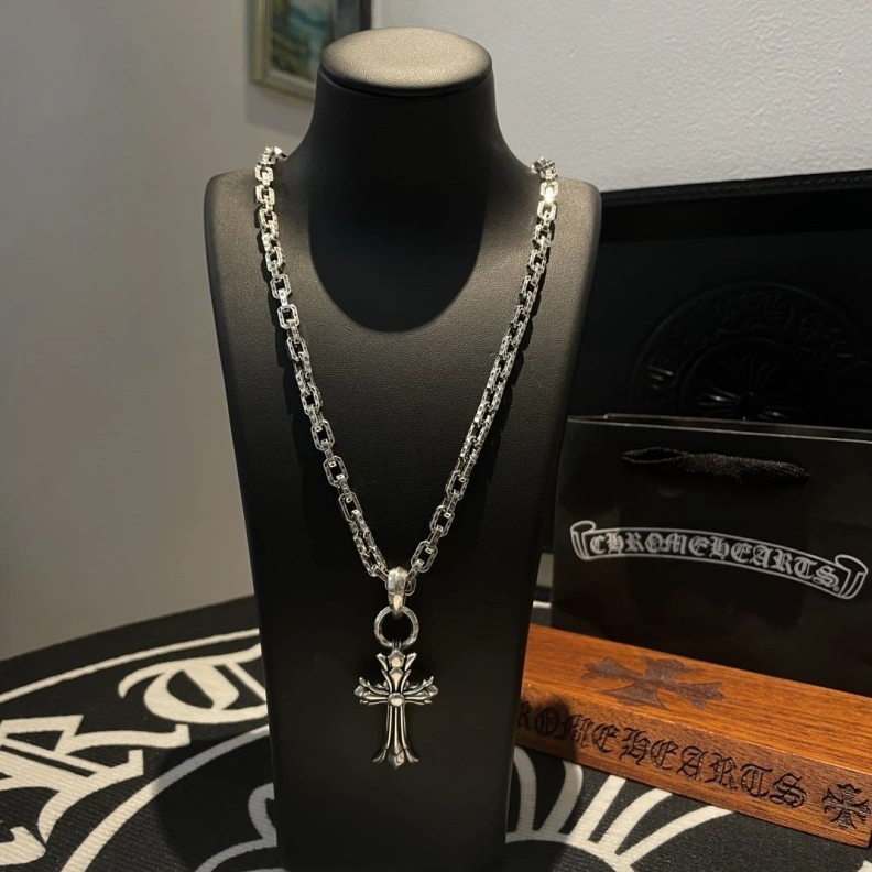 Chrxmx Hxxrts Necklaces Minimalist 295947