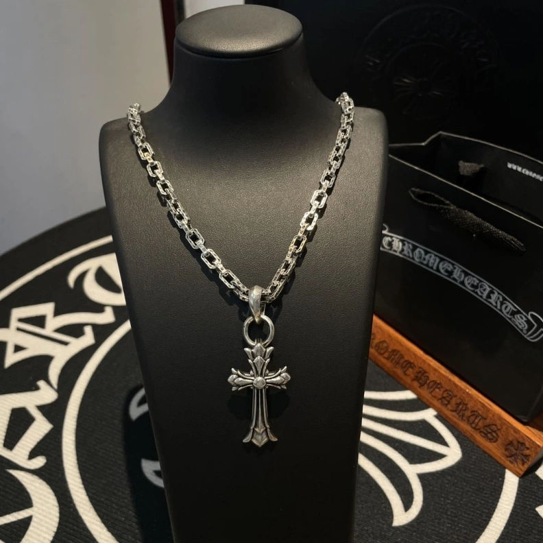 Chrxmx Hxxrts Necklaces Minimalist 295947