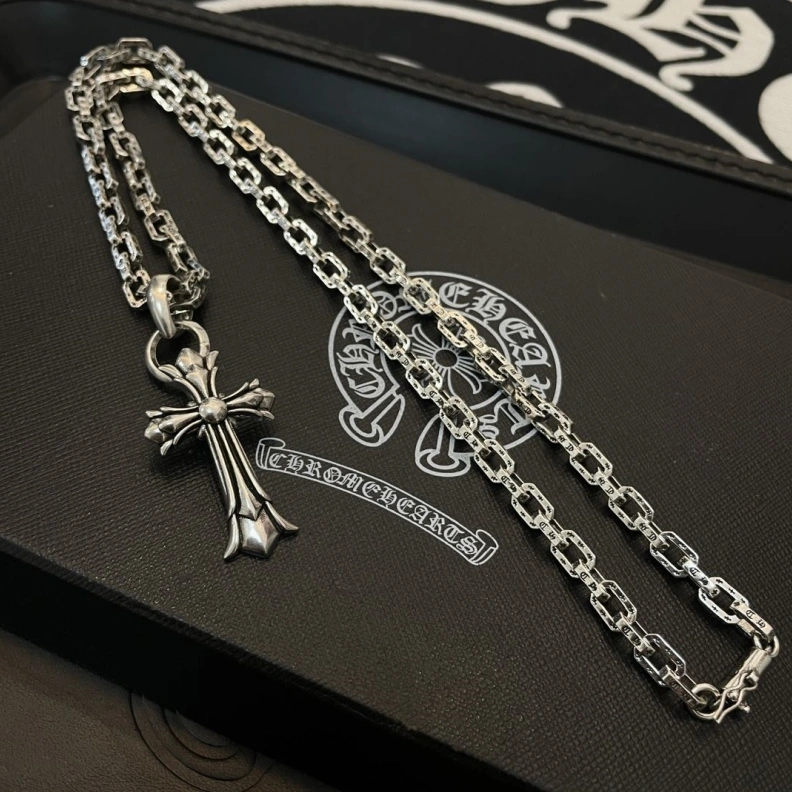Chrxmx Hxxrts Necklaces Minimalist 295947