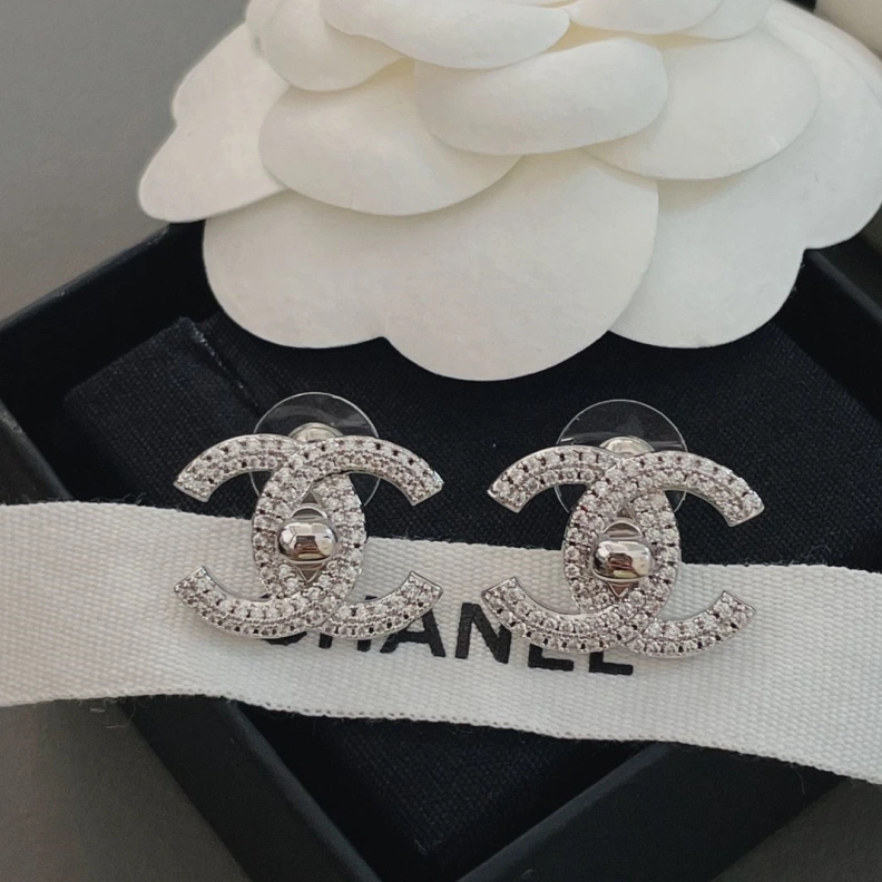 Unique Chxnxl Earrings 284213