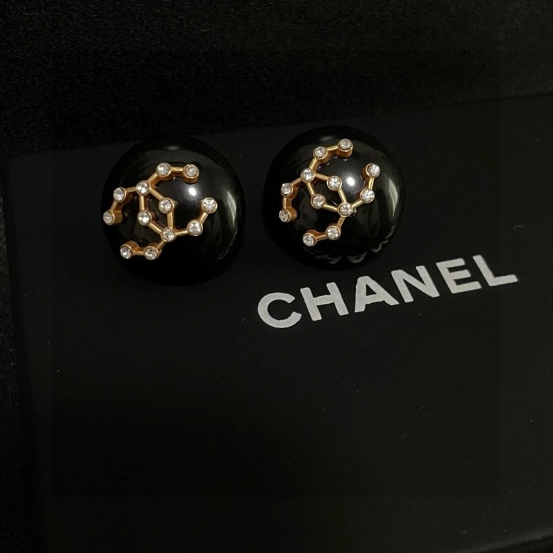 Chxnxl Earrings UrbanStyle 284216
