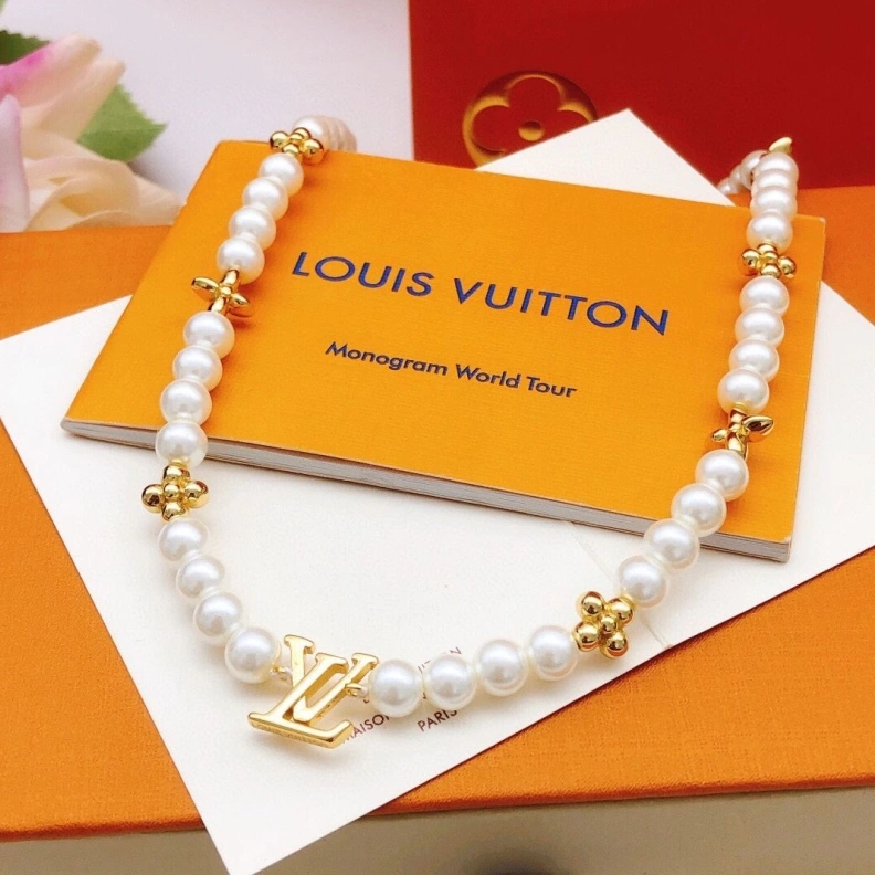 Refined LX Necklaces 309337