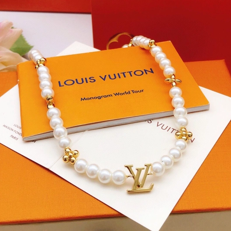 Refined LX Necklaces 309337