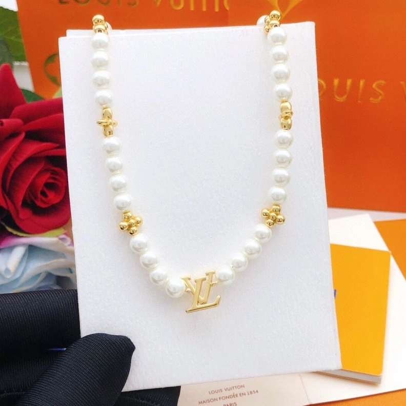 Refined LX Necklaces 309337