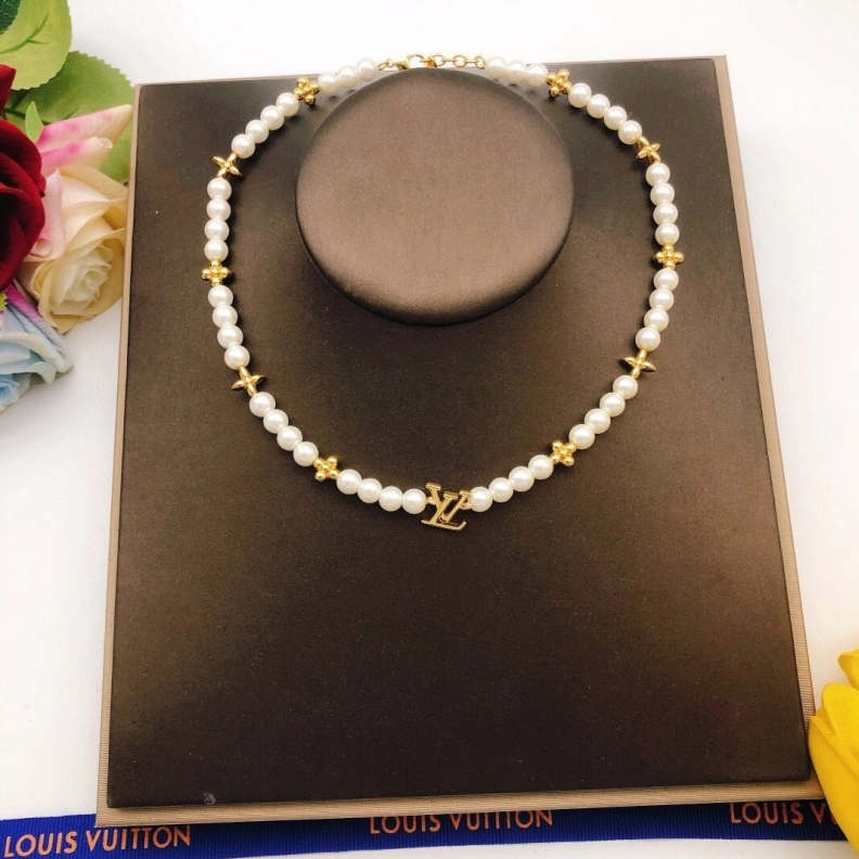 Refined LX Necklaces 309337