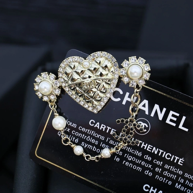 Chxnxl Brooches TopPick 284633