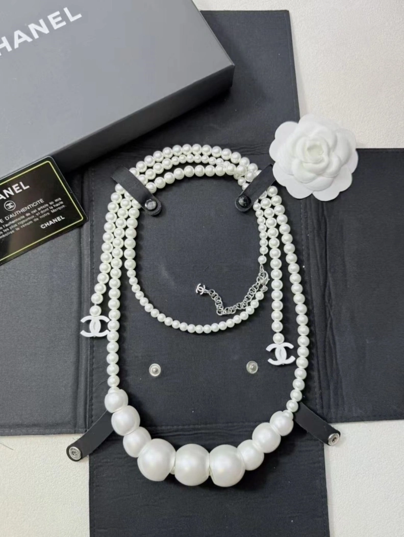 AllSeason Chxnxl Necklaces 284908