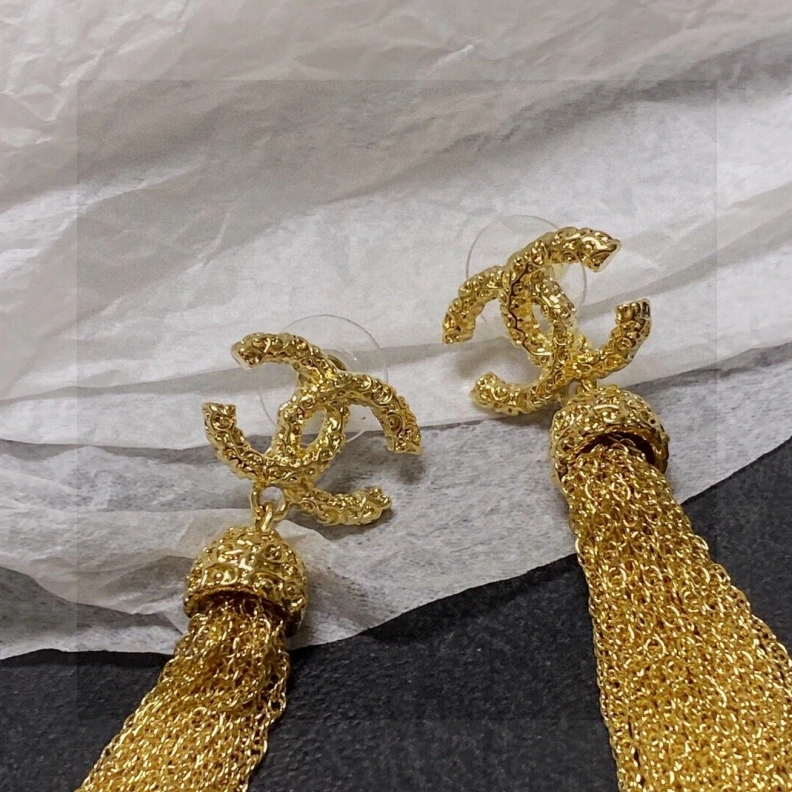 Elegant Chxnxl Earrings 284198