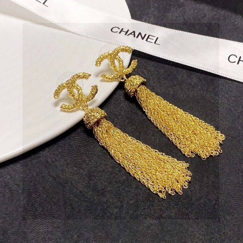 Elegant Chxnxl Earrings 284198