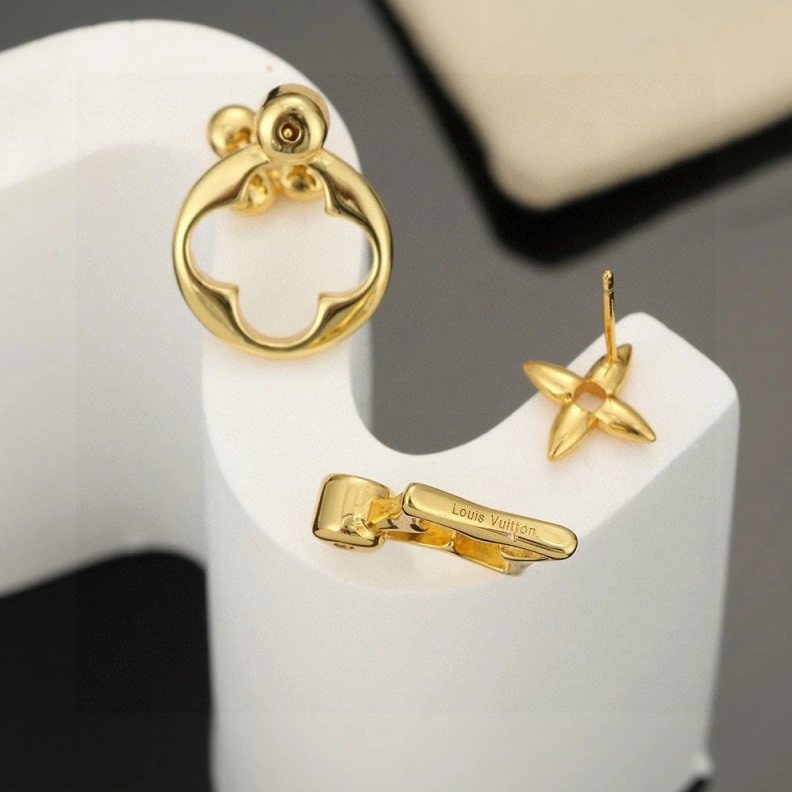 Minimalist LX Brooches 308692