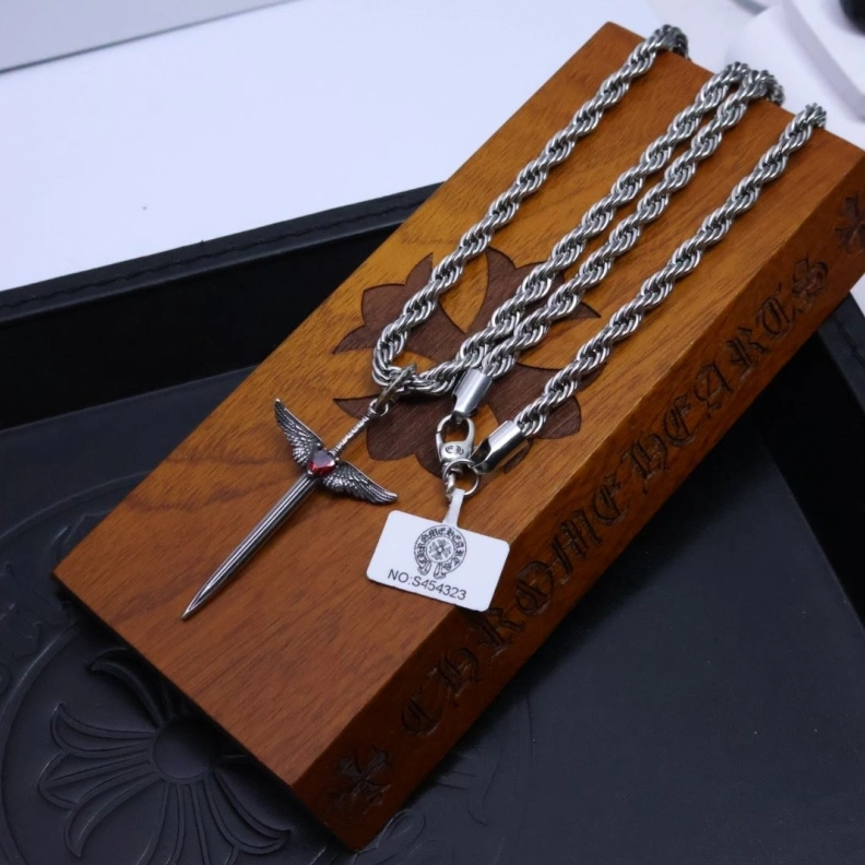 Chrxmx Hxxrts Necklaces Cozy 295939