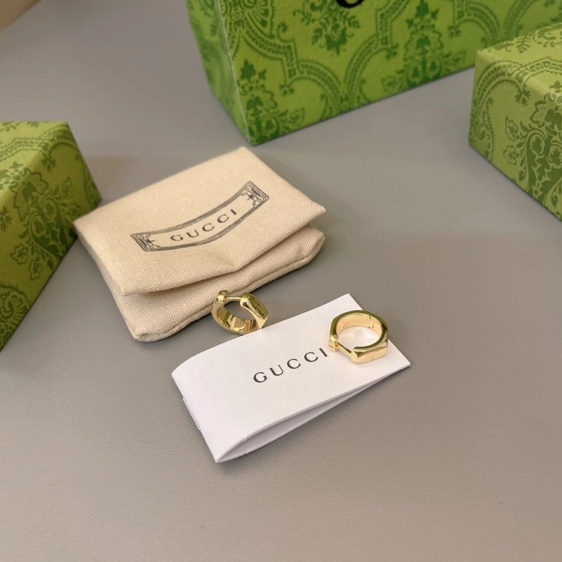 Elegant Gxccx Earrings 302174