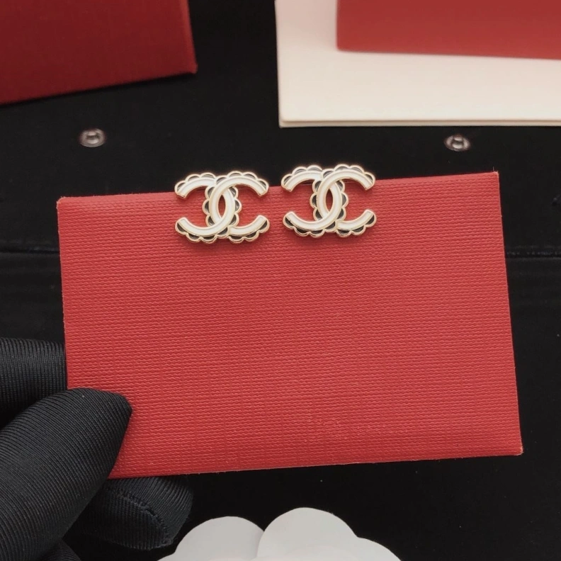 Vibrant Chxnxl Earrings 284191