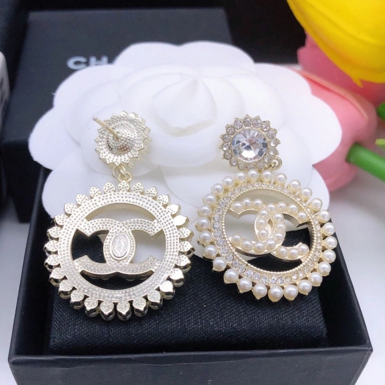 Modern Chxnxl Earrings 284184