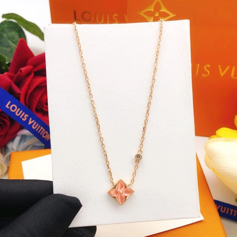 LX Necklaces WellDesigned 308482