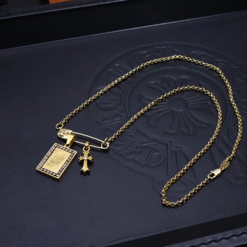 Lightweight Chrxmx Hxxrts Necklaces 295930
