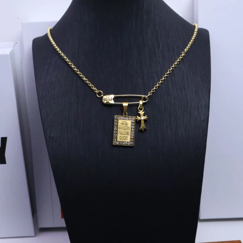 Lightweight Chrxmx Hxxrts Necklaces 295930