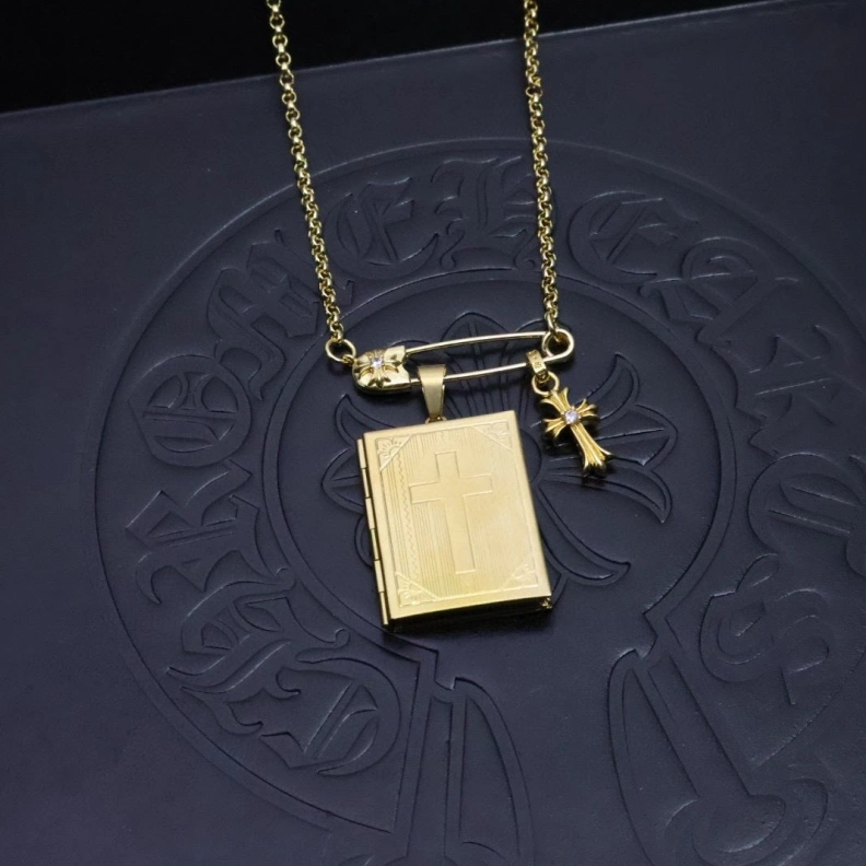 Bright Chrxmx Hxxrts Necklaces 295925