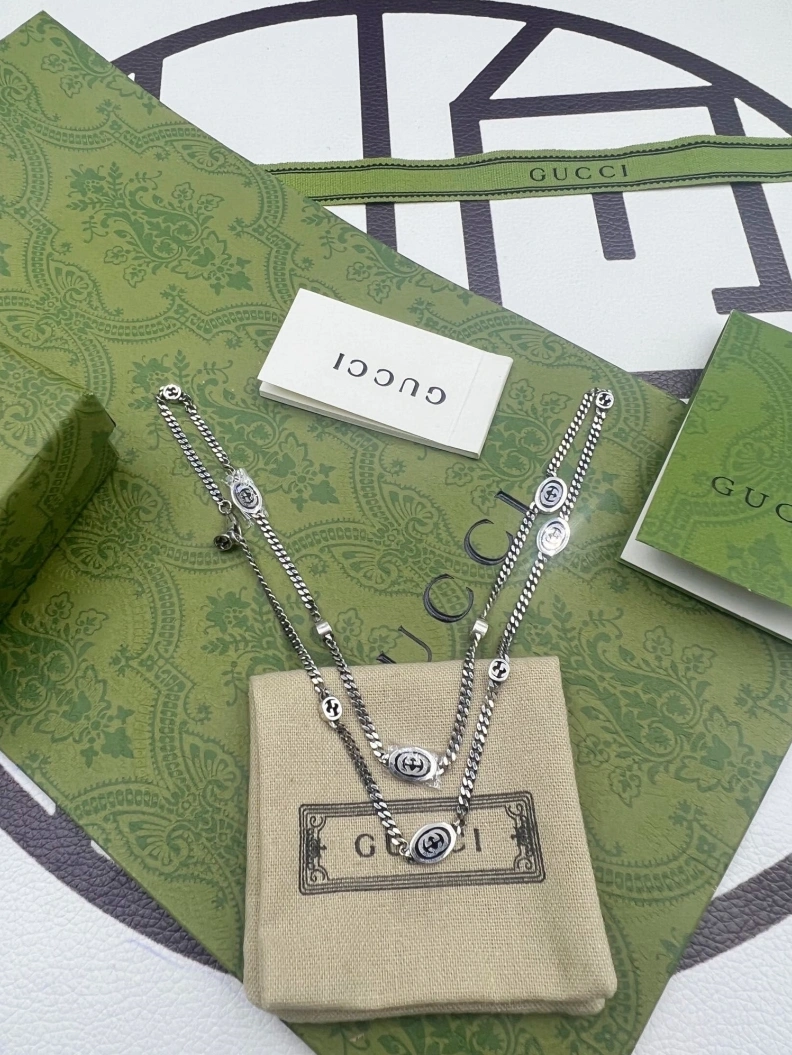 EyeCatching Gxccx Necklaces 302033