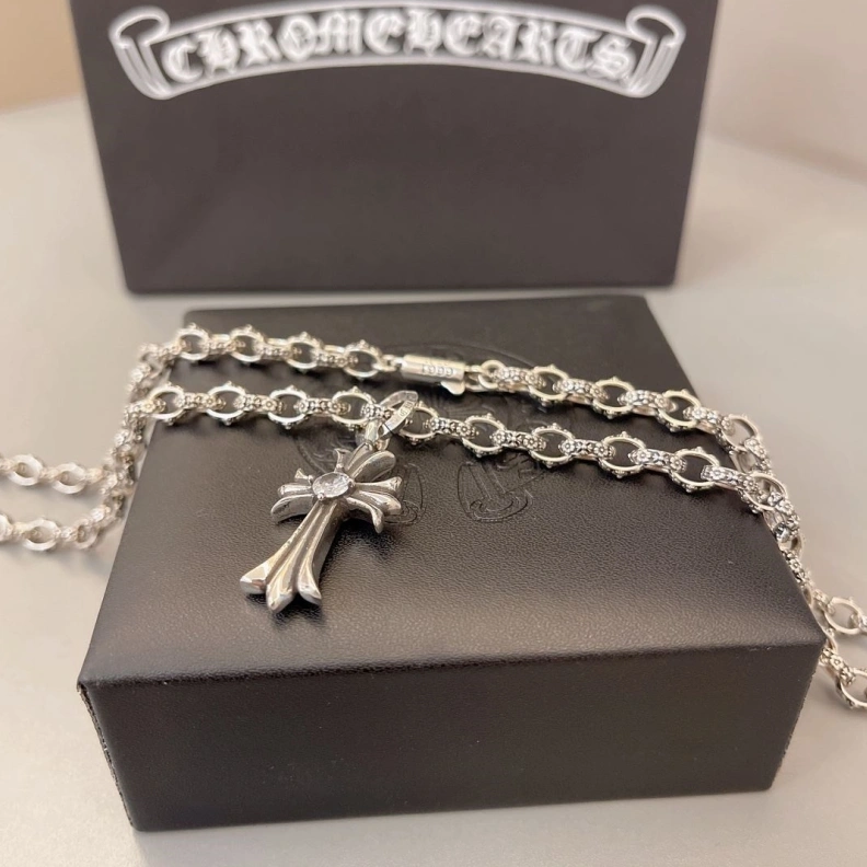 Chrxmx Hxxrts Necklaces StreetReady 295922