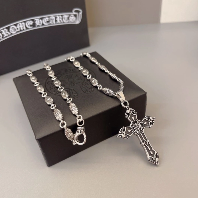 Durable Chrxmx Hxxrts Necklaces 295915