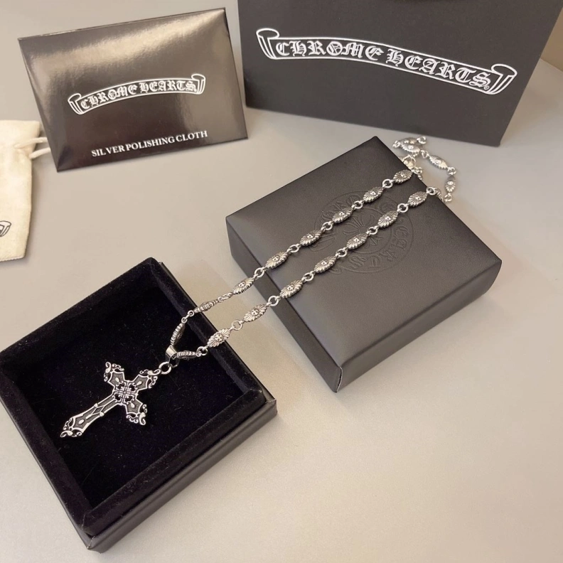 Durable Chrxmx Hxxrts Necklaces 295915