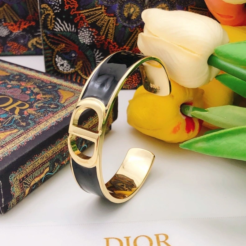 ModernLook Christian Dxxr Bracelets 294632