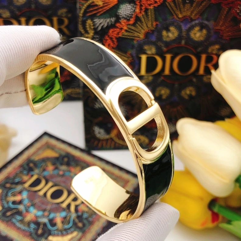 ModernLook Christian Dxxr Bracelets 294632