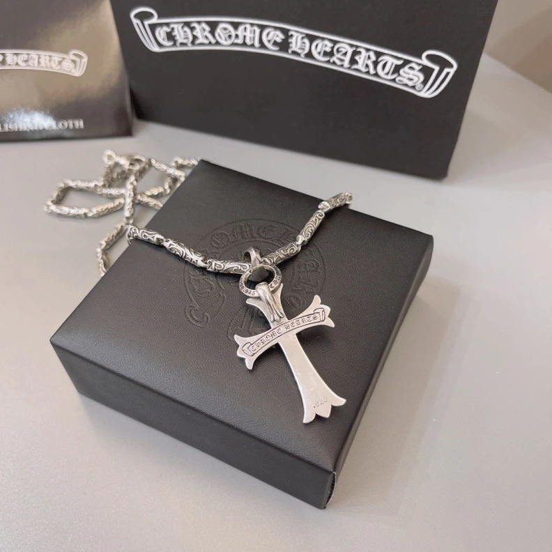 GoodFit Chrxmx Hxxrts Necklaces 295924