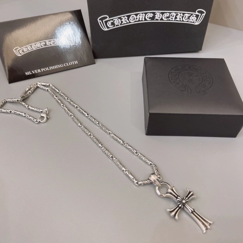 GoodFit Chrxmx Hxxrts Necklaces 295924