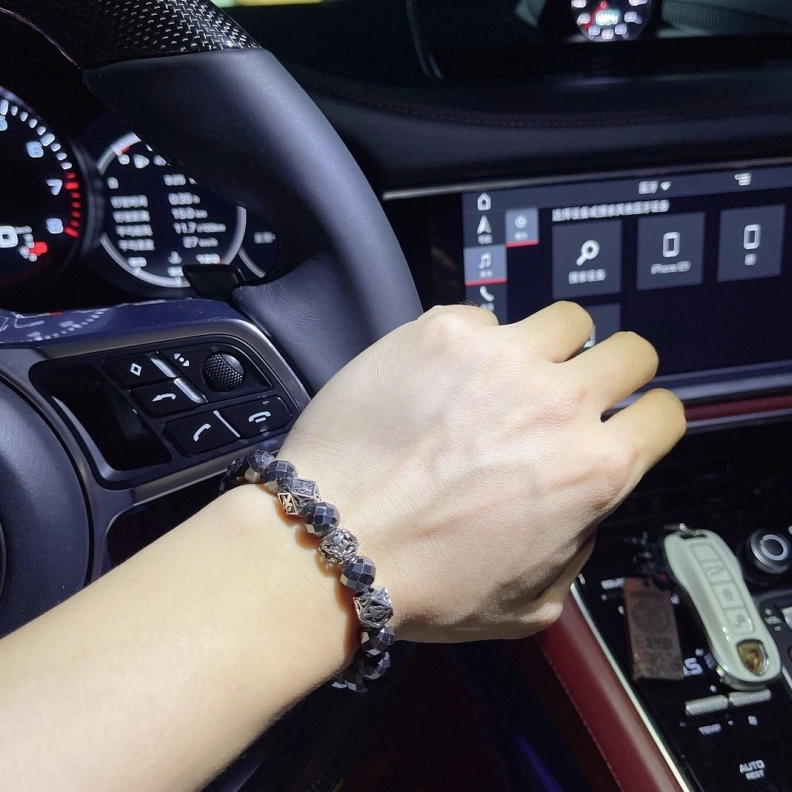 Chrxmx Hxxrts Bracelets Minimalist 296401