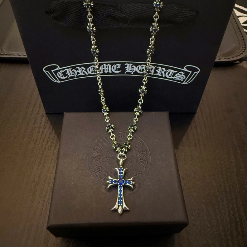 Flexible Chrxmx Hxxrts Necklaces 295912