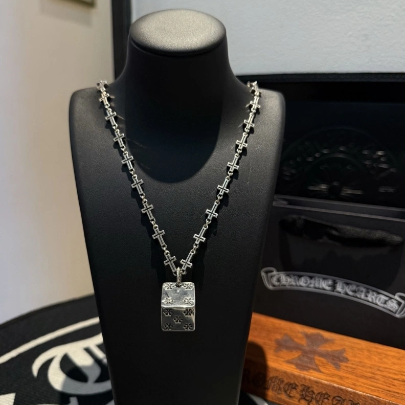 Chrxmx Hxxrts Necklaces Stylish 295909