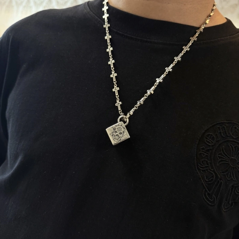 Chrxmx Hxxrts Necklaces Stylish 295909