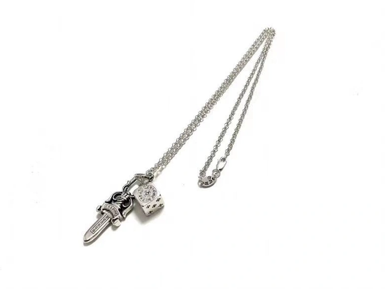 Lightweight Chrxmx Hxxrts Necklaces 295910